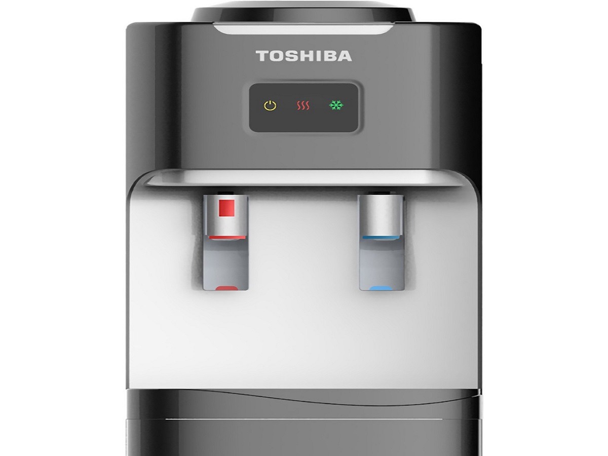 Khám phá thiết kế và công nghệ trong cây nước nóng lạnh 2 vòi Toshiba RWF-W1664TV(K1)