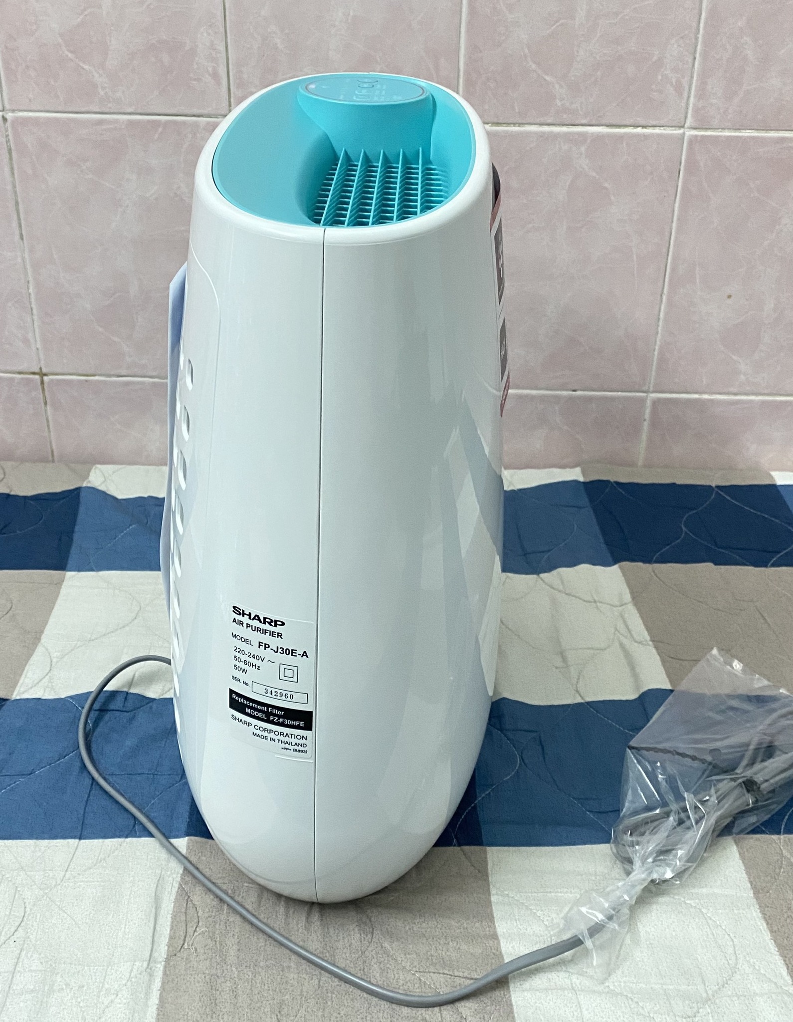 Review máy lọc không khí Sharp FP-J30E-A, thiết kế nhỏ mà có võ trong lọc bụi mịn PM2.5