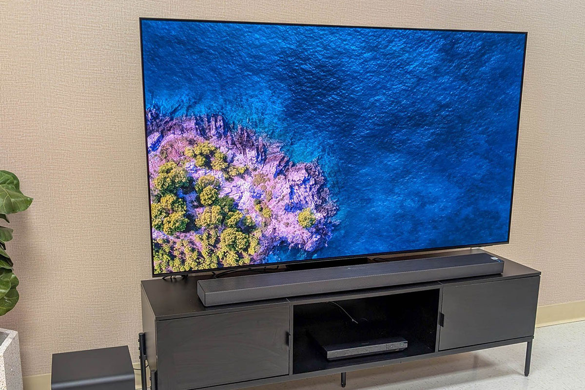 Chia sẻ các đặc điểm nổi bật của smart tivi Samsung OLED 77 inch QA77S95F mới 2025