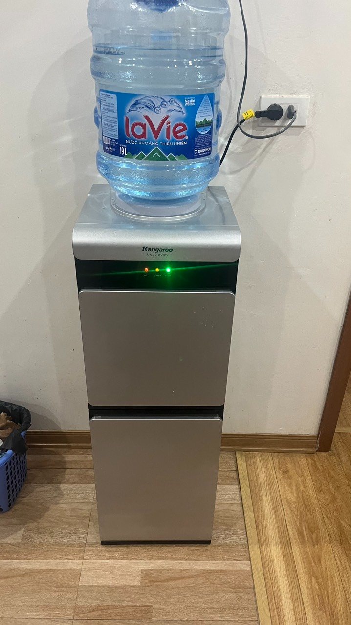 Cây nước nóng lạnh Kangaroo úp bình KG41W thiết kế hiện đại, công nghệ ưu việt