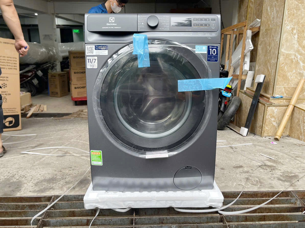 Đánh giá chung về máy giặt Electrolux 10kg EWF1043R7SC 