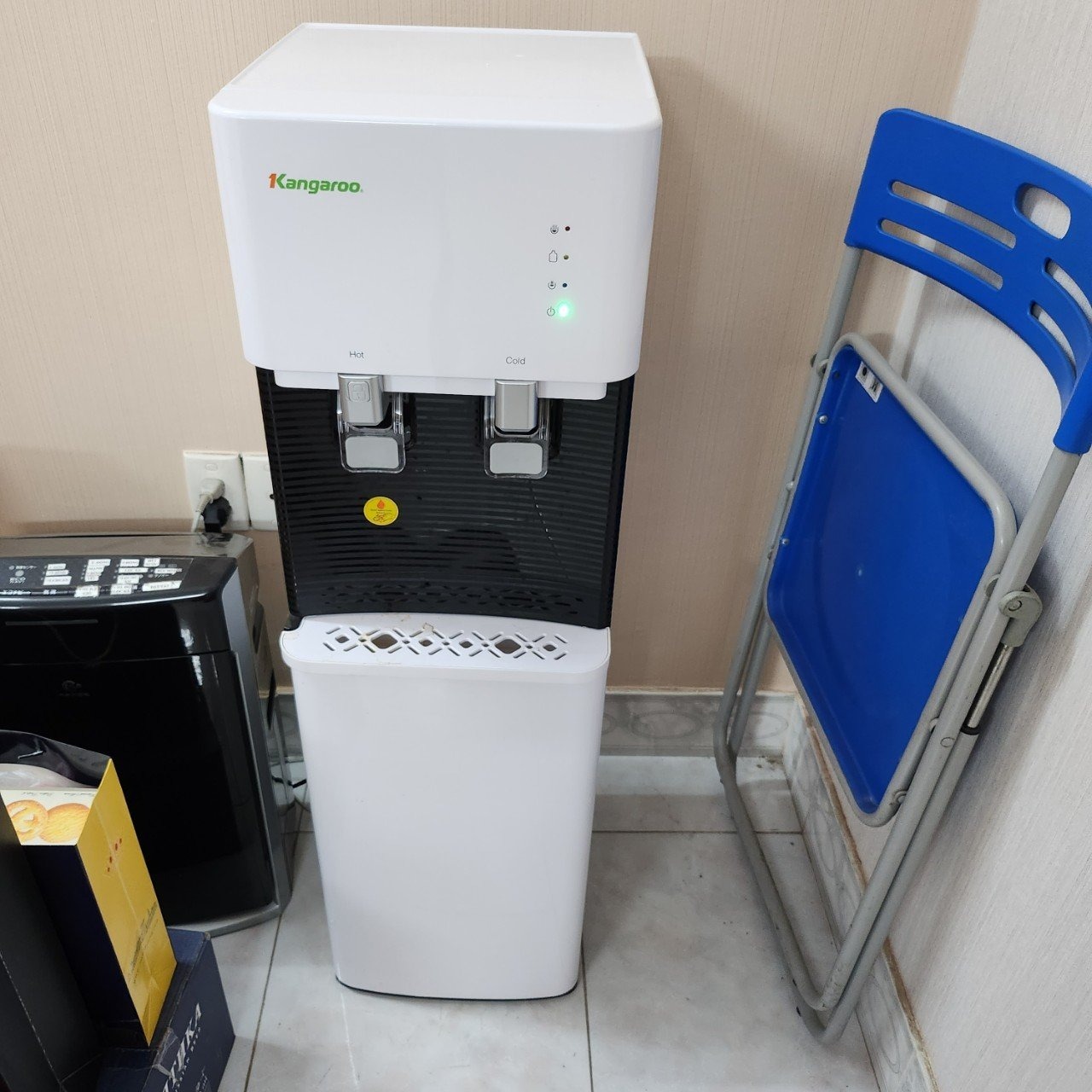 Cây nước nóng lạnh Kangaroo hút bình KG49A3 giải pháp tiện lợi cho mọi gia đình