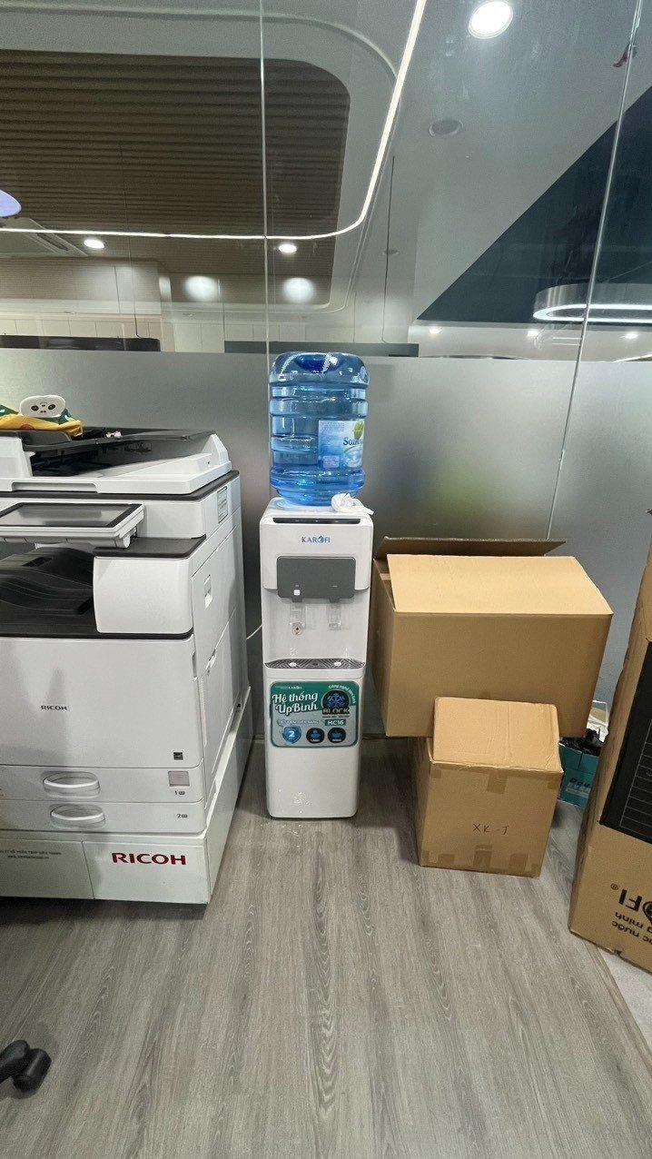 Cây nước nóng lạnh Karofi HC16 ứng dụng công nghệ tối ưu cho cuộc sống thông minh