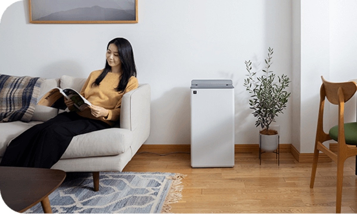 Máy hút ẩm Sharp DW-T30HV-W, giải pháp hút ẩm và lọc không khí toàn diện cho gia đình