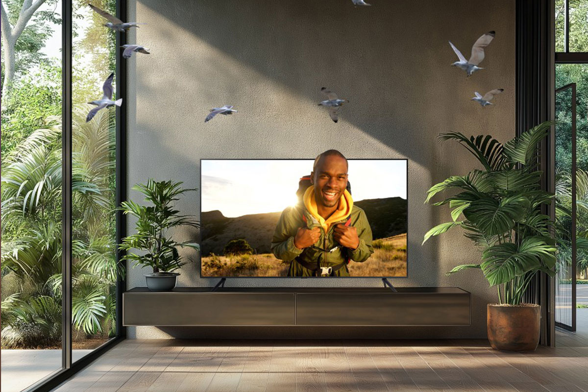 Review chi tiết về smart tivi Samsung 43 inch 4K UA43UE100F ra mắt 2025 có gì đặc biệt?