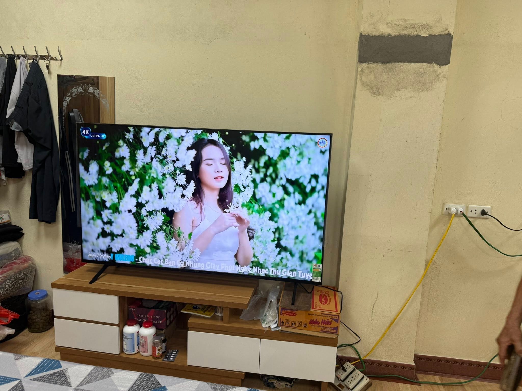 Đánh giá chi tiết smart tivi Samsung 4K 50 inch UA50UE100F có tốt không, có nên mua?