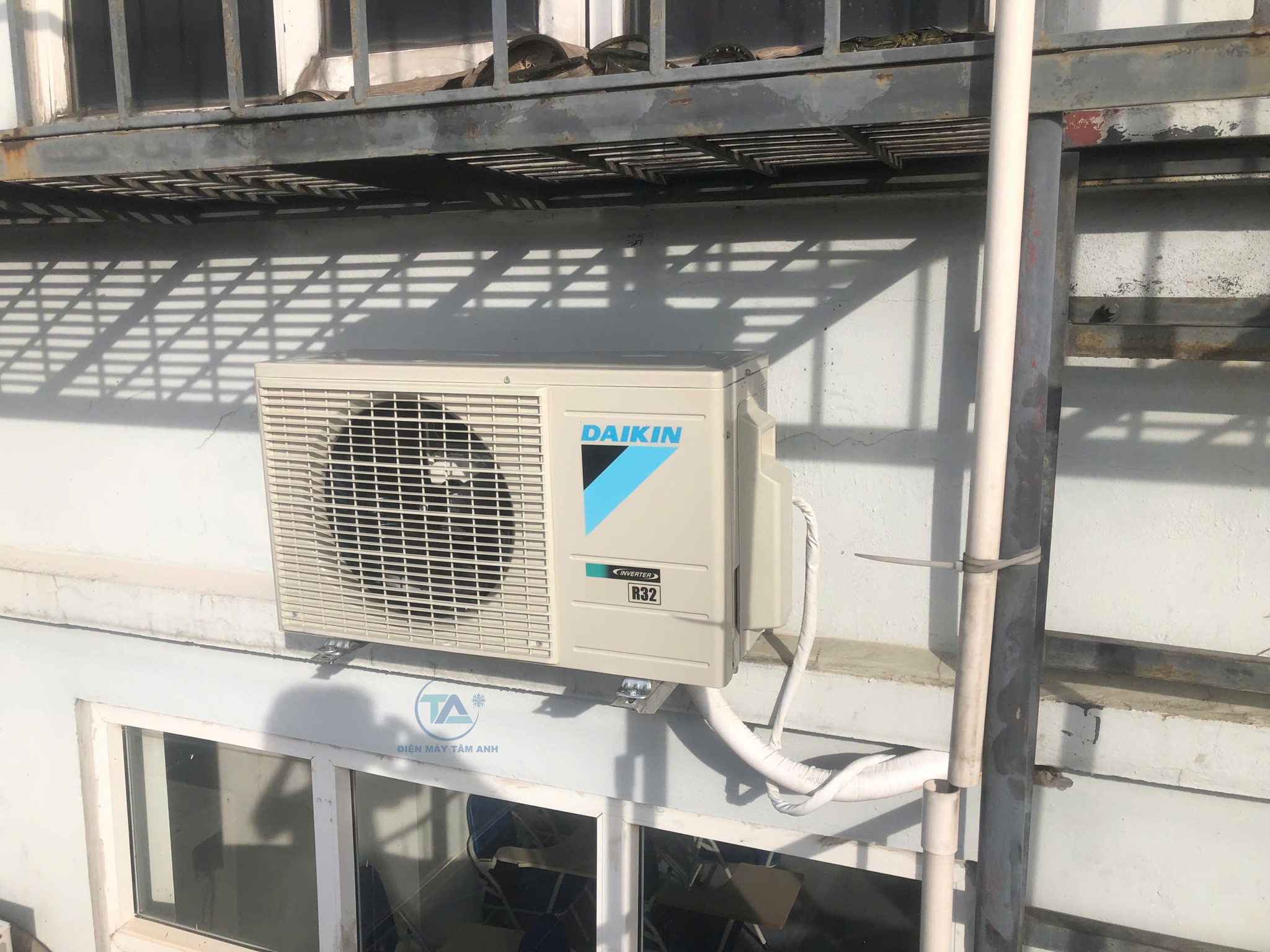 Điều hòa Daikin 9000btu FTKB25ZVMV, mức giá tầm trung nhưng chất lượng lại cao cấp