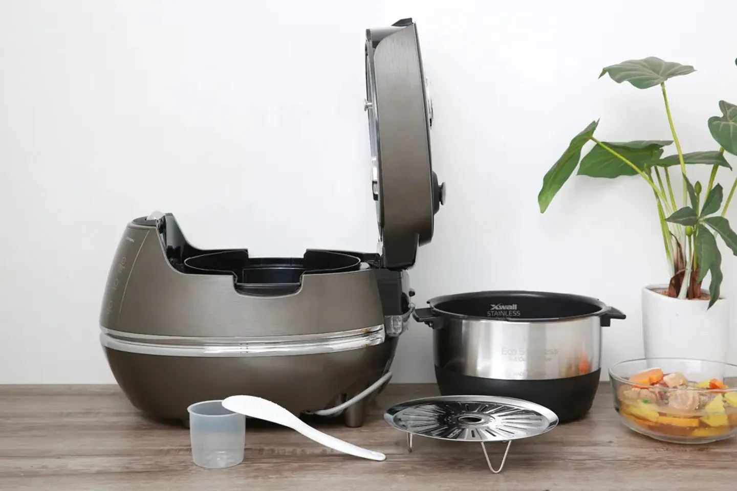 Nồi cơm điện cao tần Cuckoo CRP-CHSS1009FN 1.8 Lít đỉnh cao công nghệ, hoàn hảo trong từng hạt cơm