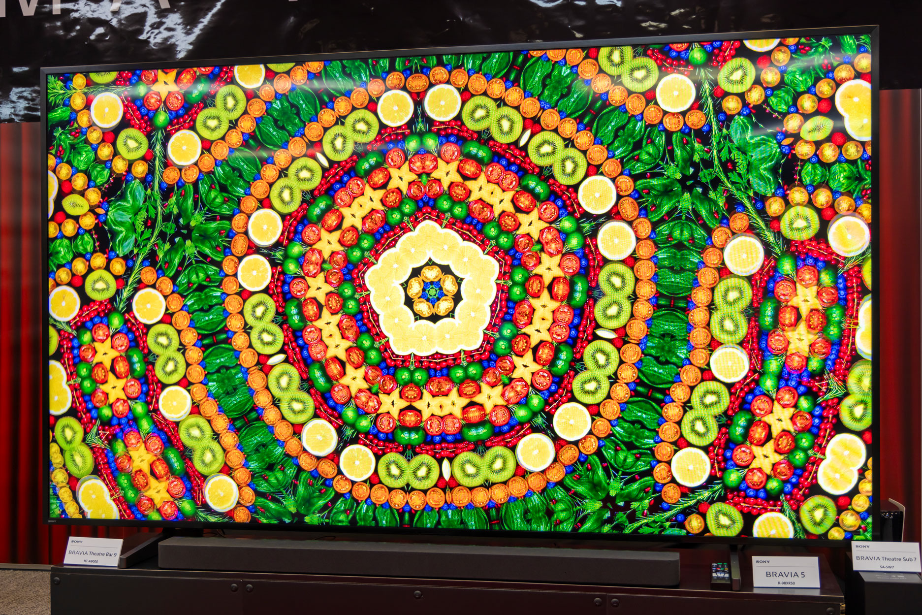 Có nên mua tivi Sony 98 inch 4K K-98XR50 không? 5 lý do khiến bạn không thể bỏ qua