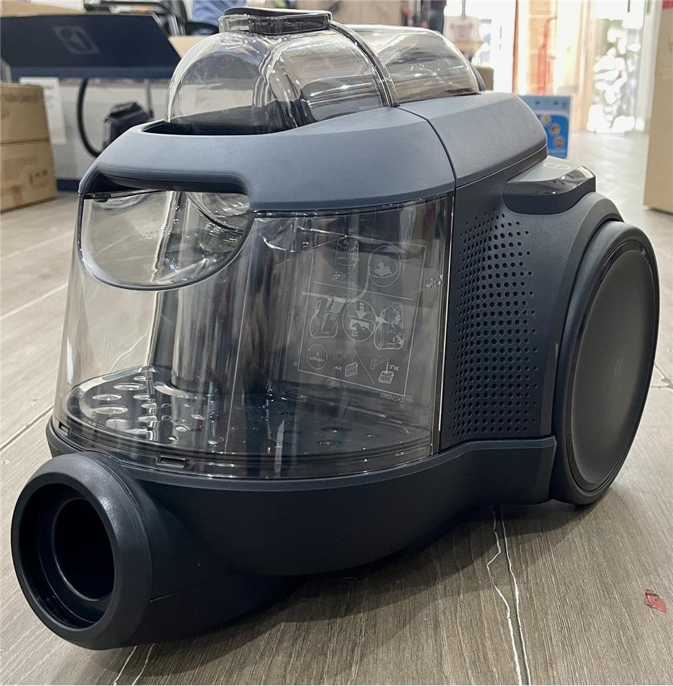 Máy hút bụi Electrolux EFC71611 hút sạch bụi bẩn, bảo vệ sức khỏe gia đình