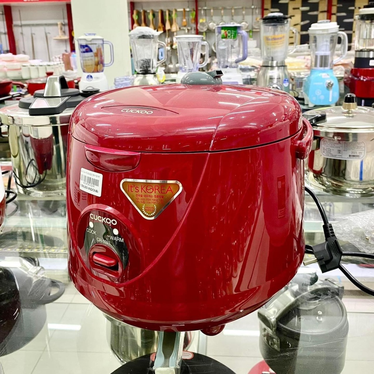 Review nồi cơm điện Cuckoo CR-1021R 1.8 Lít: công suất mạnh mẽ, cơm tơi ngon mỗi ngày