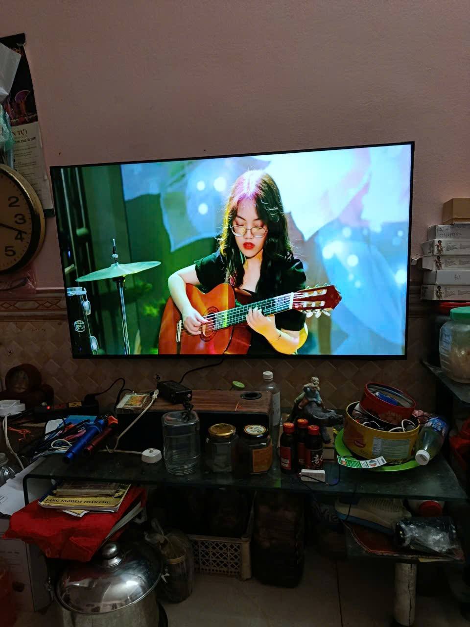 Đánh giá tổng quan về smart tivi Samsung 50 inch 4K UA50U8500F ra mắt 2025