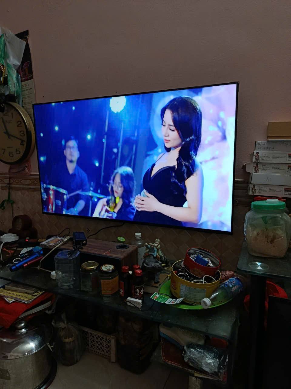 Đánh giá tổng quan về smart tivi Samsung 50 inch 4K UA50U8500F ra mắt 2025