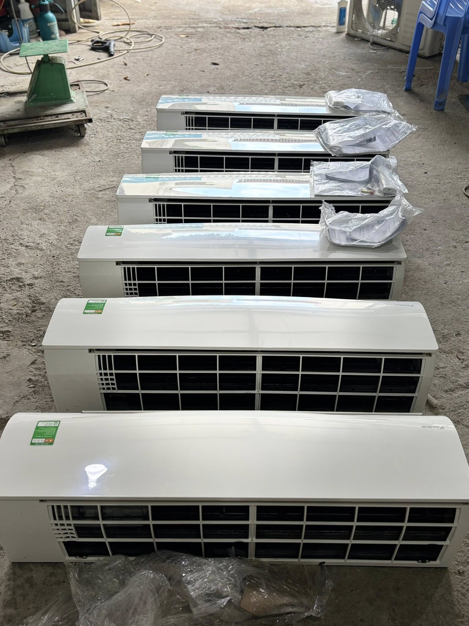 Điều hòa Daikin 28000btu 1 chiều FTF85XV1V làm lạnh mạnh mẽ, bền bỉ theo thời gian