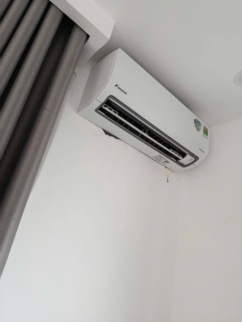 Điều hòa Daikin 9000btu FTKB25ZVMV có ưu nhược điểm là gì, phù hợp với ai?