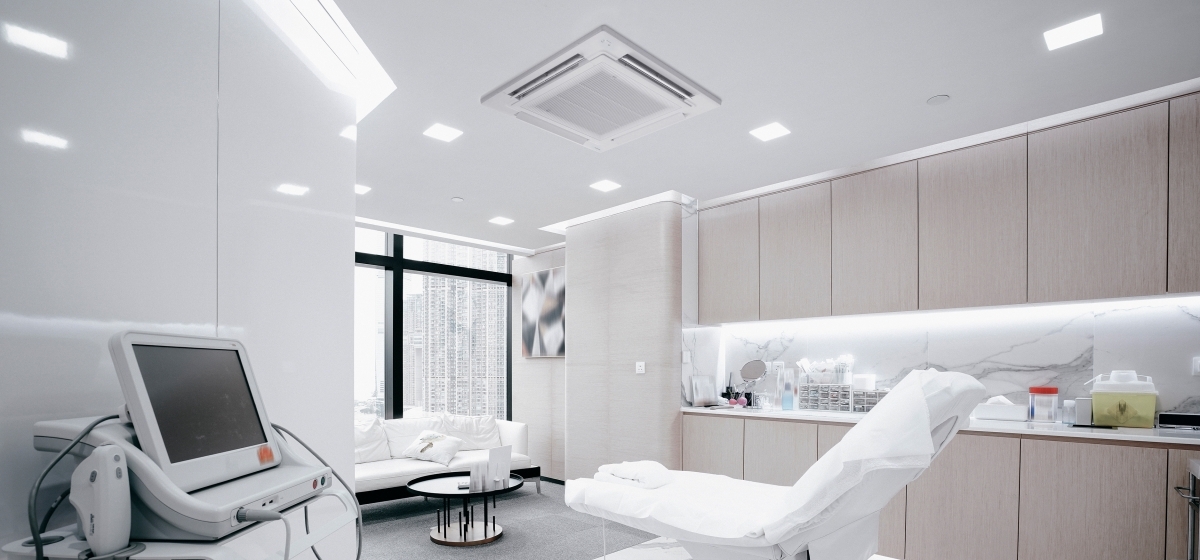 Khám phá thiết kế và khả năng làm lạnh trên điều hòa âm trần Daikin 48000btu PCFC140AV1V/RZFC140AY19