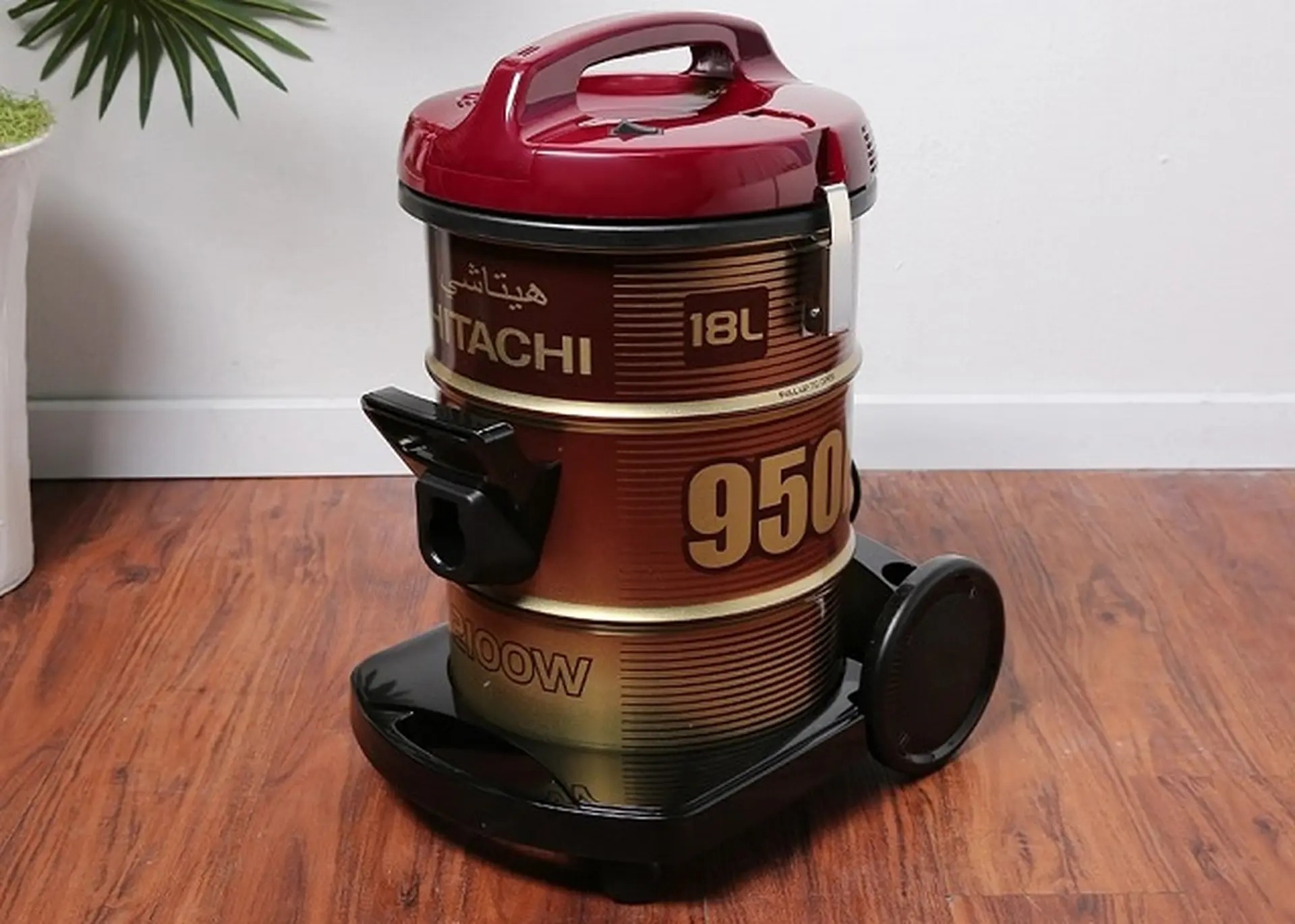 Máy hút bụi Hitachi CV-950F công suất lớn, hút sạch mọi bụi bẩn