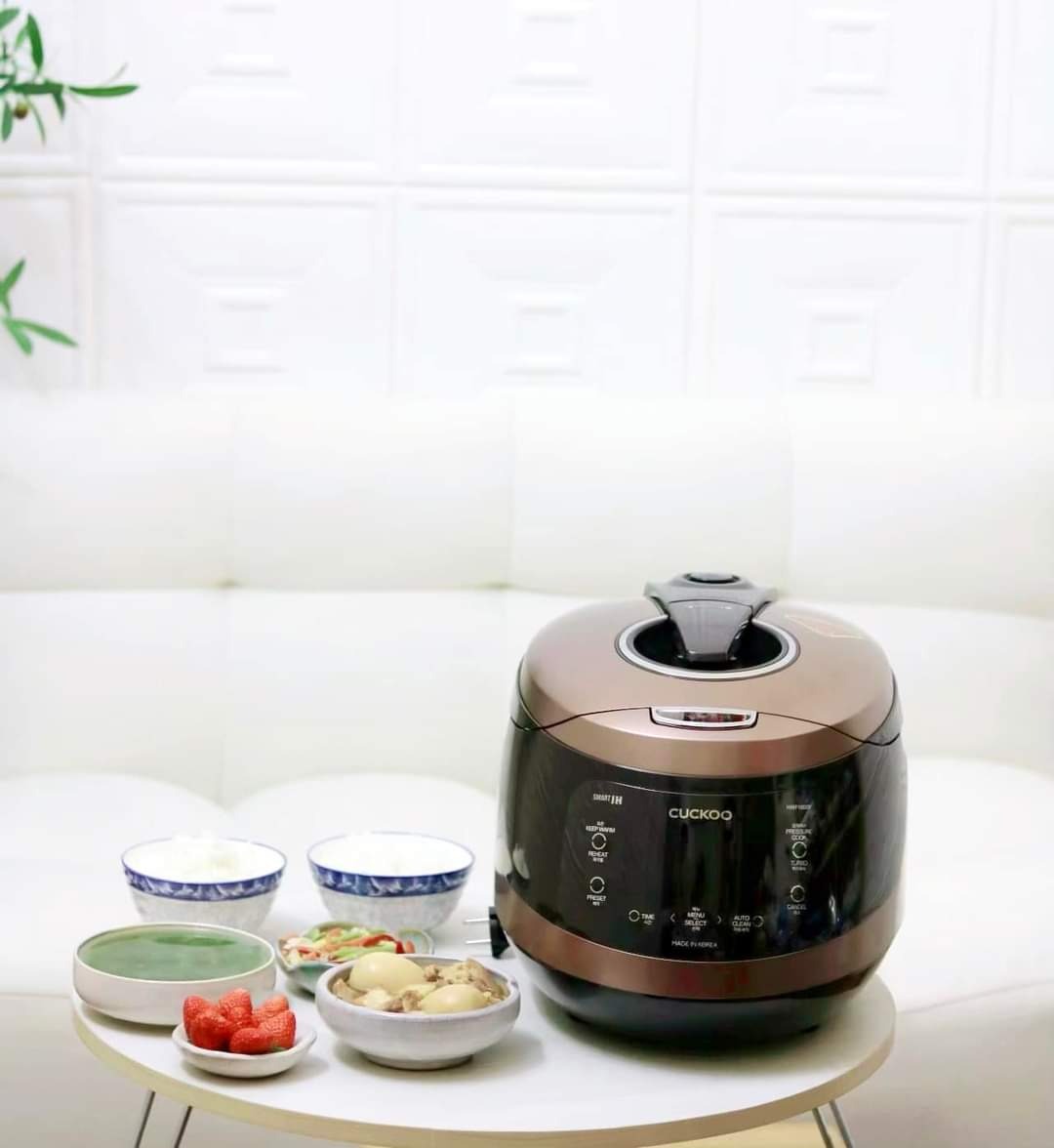 Nồi cơm điện cao tần Cuckoo CRP-HWF1000F 1.8 Lít định nghĩa lại chuẩn mực cơm ngon cho gian bếp hiện đại