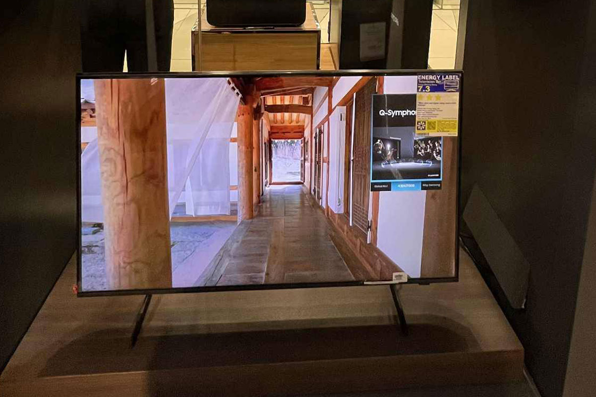 Đánh giá tivi Samsung 50 inch 4K UA50U8000FKXXV phù hợp với ai?