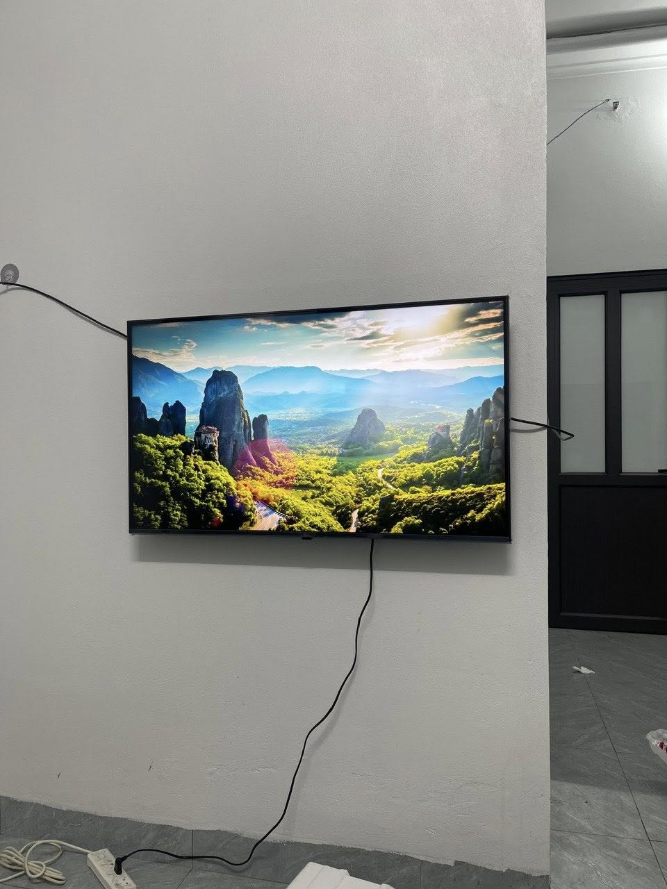 Có nên mua tivi Sony K-65S25VM2? Ưu và nhược điểm cần biết trước khi xuống tiền