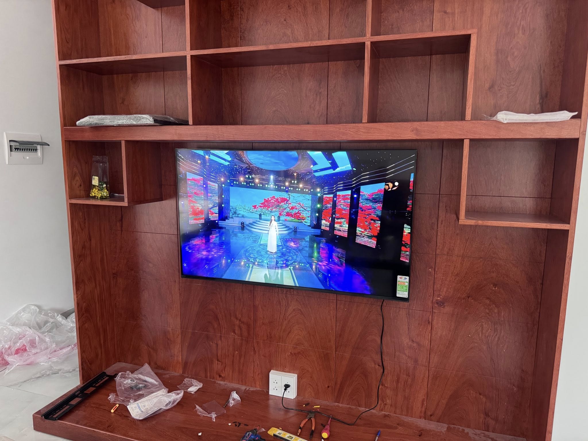 Trải nghiệm rạp chiếu phim tại gia với độ tương phản tuyệt đối trên tivi Sony 55 inch K-55XR50