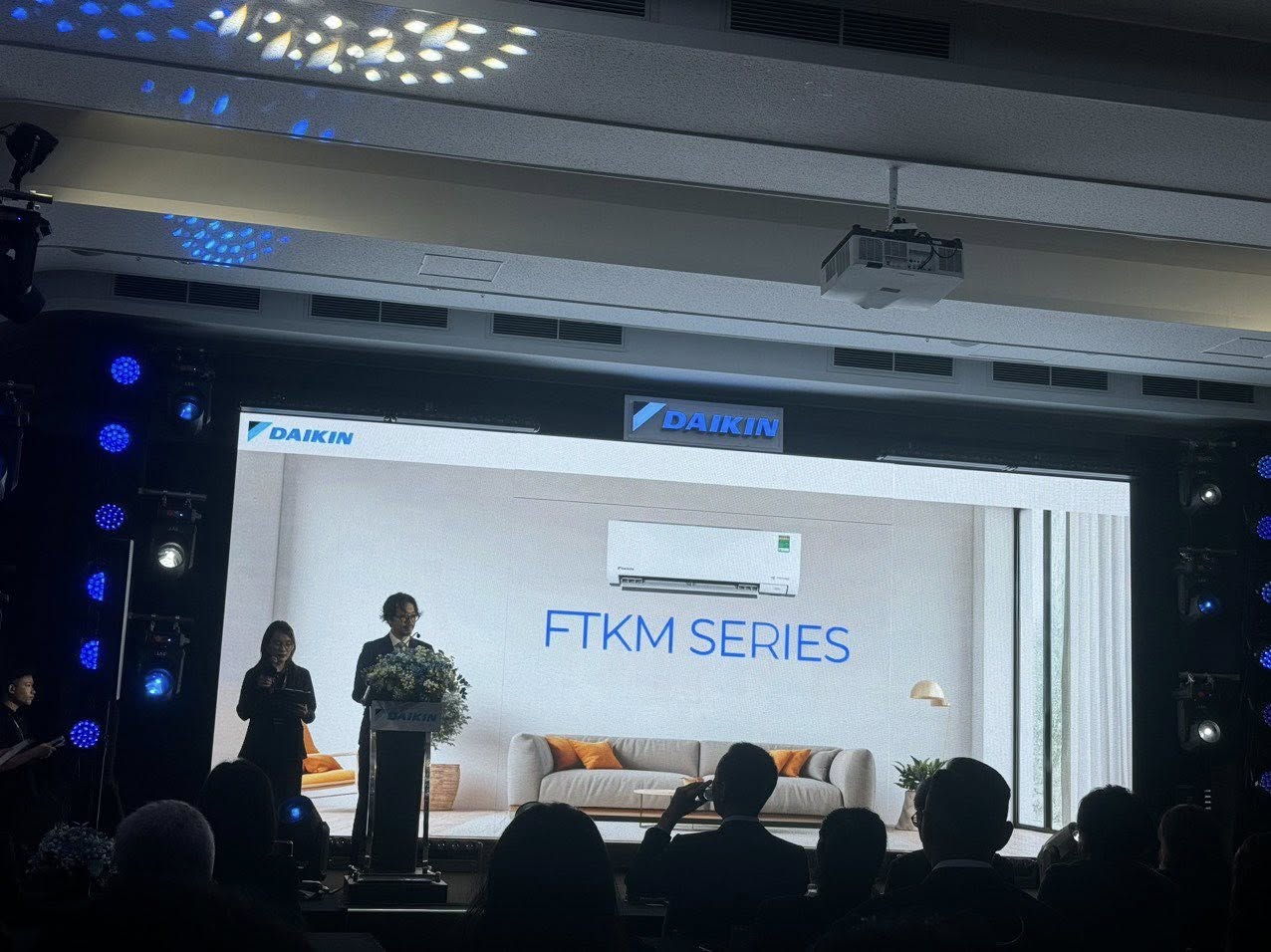 Đánh giá chi tiết điều hòa Daikin FTKM35AVMV có xứng đáng với mức giá cao cấp?