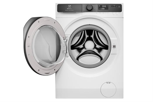Có nên mua máy giặt Electrolux lồng ngang EWF9023P5WC? Ưu nhược điểm, độ bền và trải nghiệm sau thời gian sử dụng