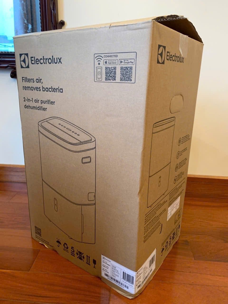 Máy lọc không khí hút ẩm Electrolux EDH16TRBD3, mua 1 mà được đến 2 công dụng