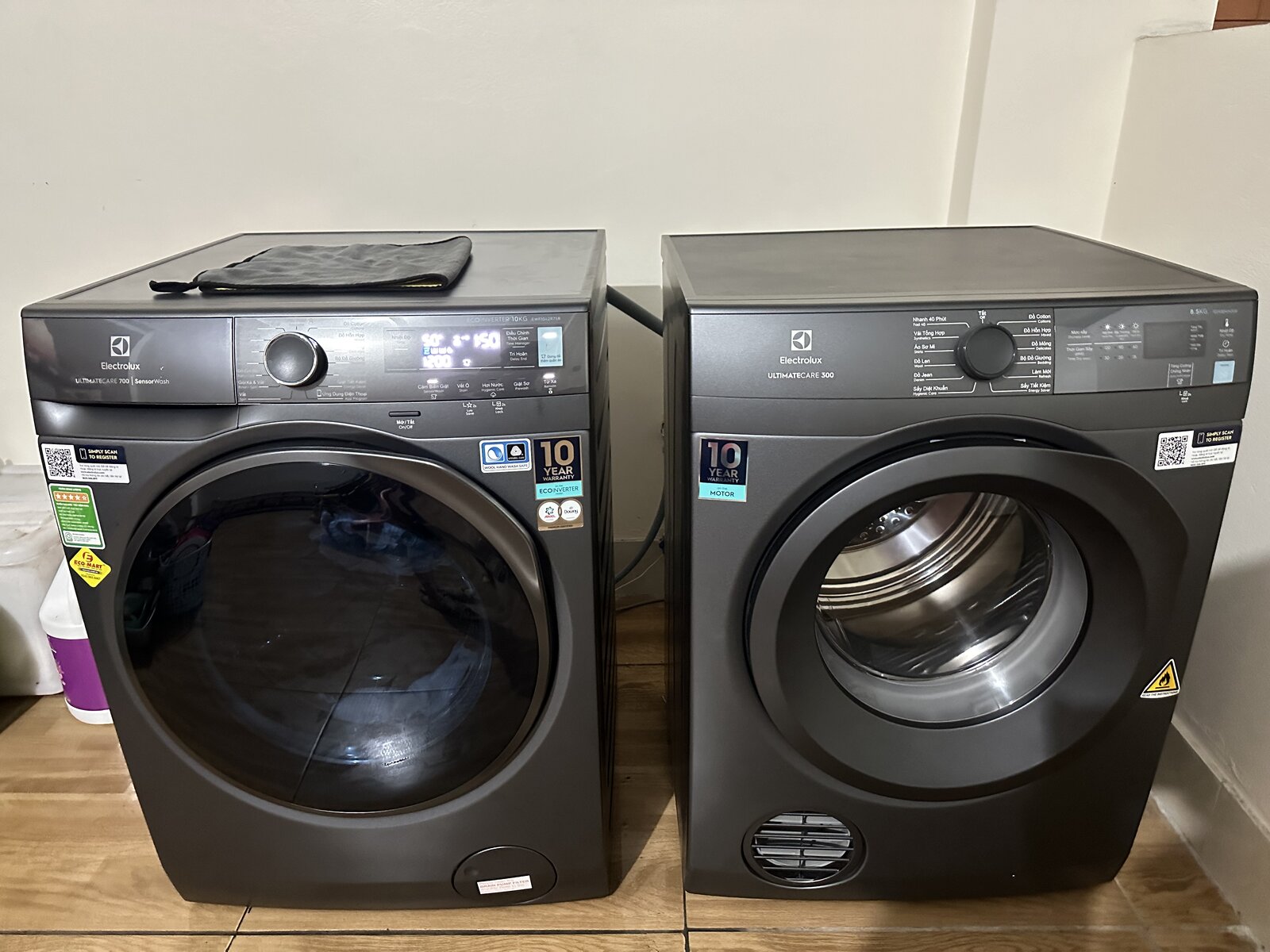 Máy giặt Electrolux 11kg cửa trước EWF1143R7SC và EWF1142R9SC: Đâu là lựa chọn đáng mua?