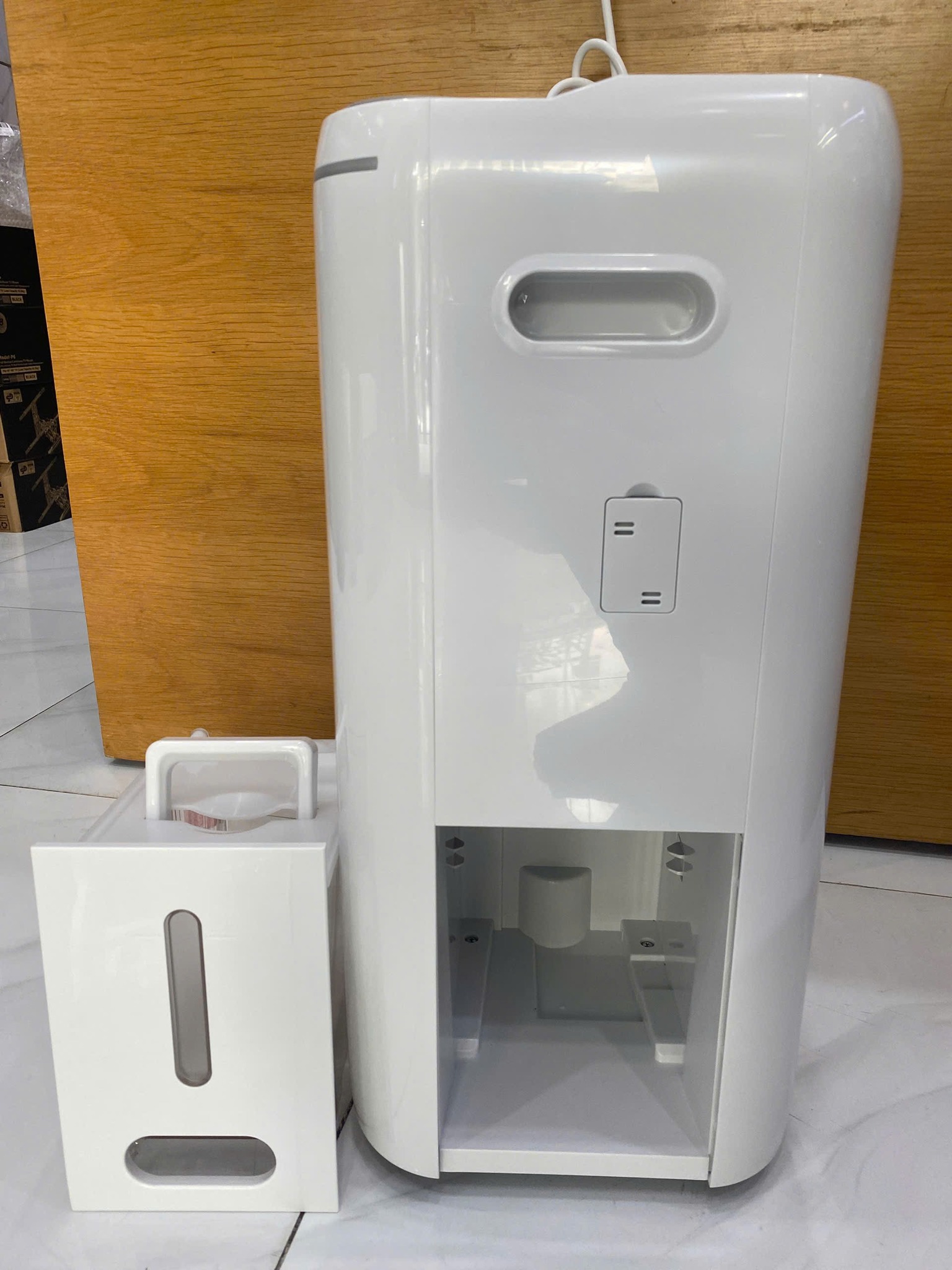 Review máy lọc không khí hút ẩm Daikin JPF12AV2, nhỏ gọn nhưng mạnh mẽ