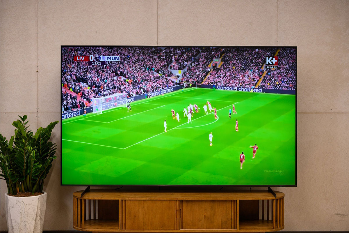 Review tivi Samsung Neo QLED 100 inch QA100QN80FKXXV với kích thước khổng lồ