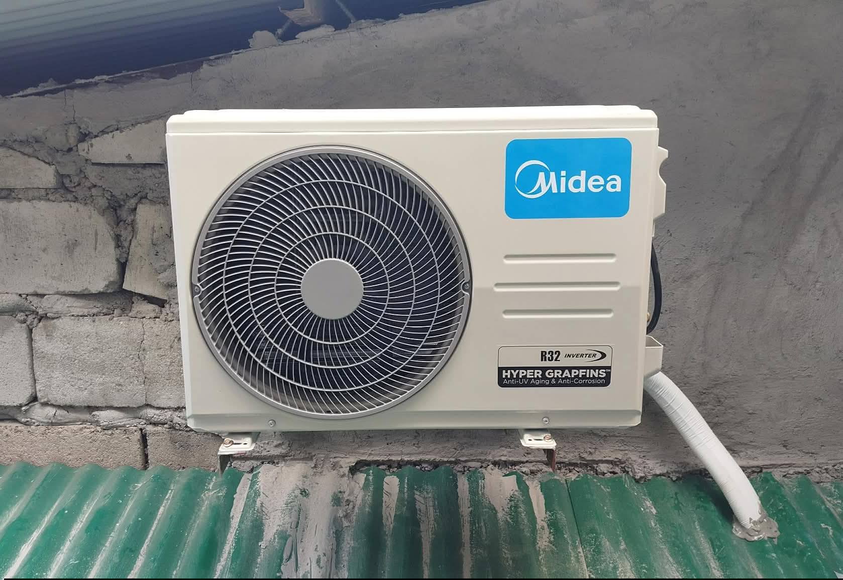 Giữa điều hòa Casper QC-12IU36A và Midea MSCE-13CRFN8 nên mua điều hòa 12000btu nào?