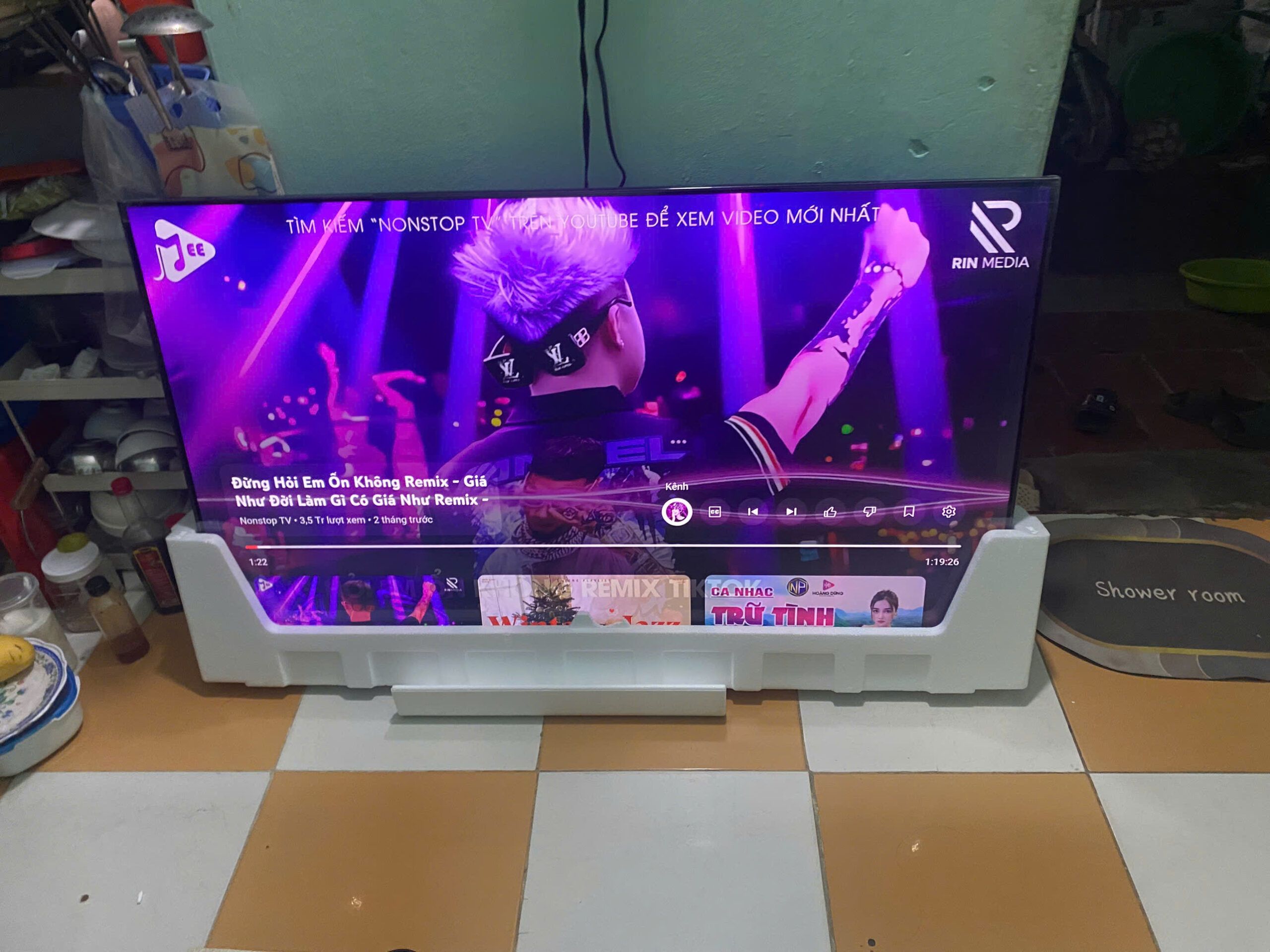So sánh chất lượng giữa tivi Sony K-50S25VM2 và LG 50QNED80ASA, nên mua tivi 50 inch nào?