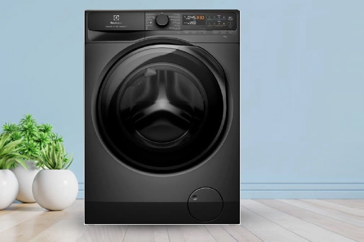 Máy giặt sấy Electrolux giá rẻ EWW1143R7SC có rẻ không? Phù hợp với ai