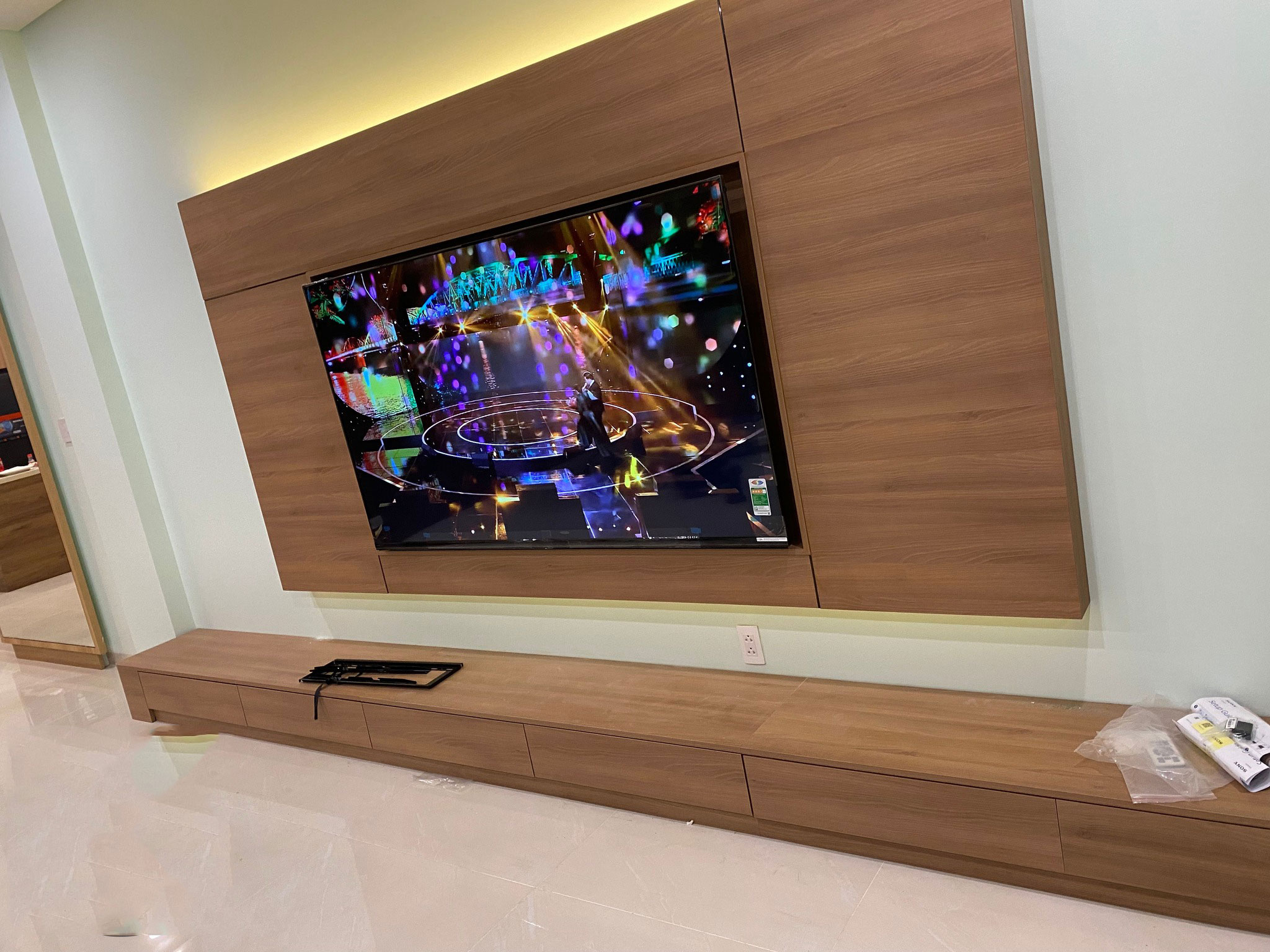 Phân tích thông số kỹ thuật của tivi Sony K-75S20M2 về RAM, chip xử lý và bộ nhớ thực tế