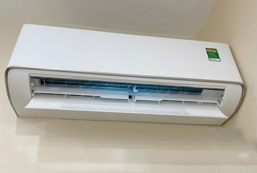 Tính năng Inside Cleaning trên điều hòa Panasonic CS-XU12BKH-8 có đỡ tiền thuê thợ vệ sinh?