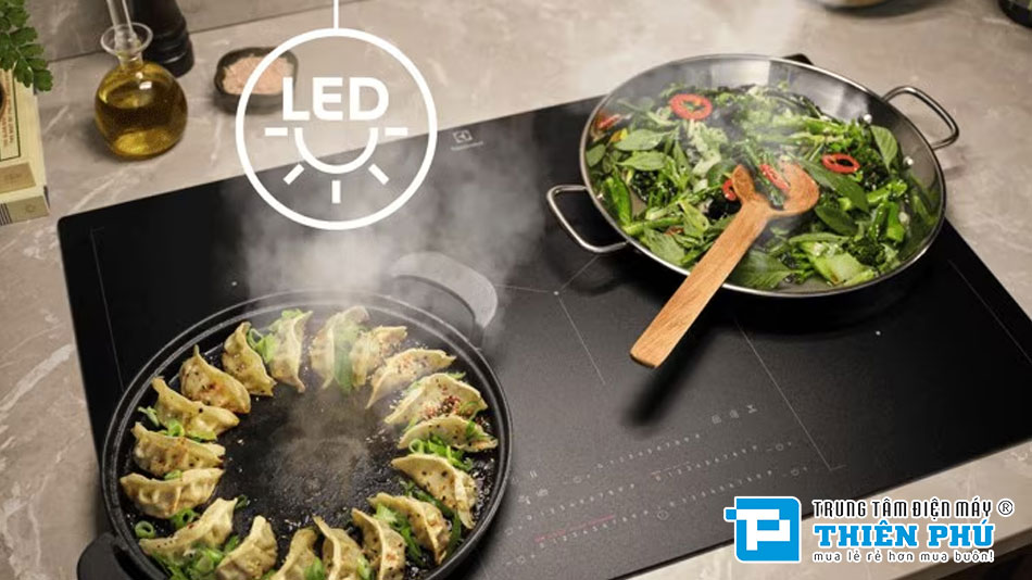 Máy Hút Mùi Electrolux ECF7311KB