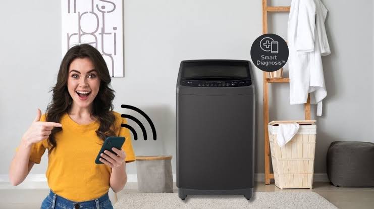 Hai chiếc máy giặt cửa trên: LG T2310VS2B và Samsung WA40F95E1CSV nên dùng loại nào