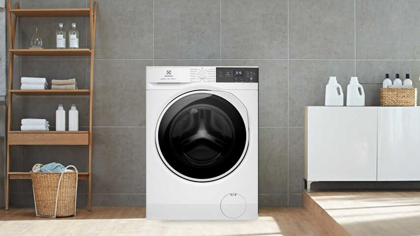 Vì sao bạn nên mua máy giặt sấy Electrolux giá rẻ EWW9024P3WC cho gia đình dưới 5 người sử dụng?
