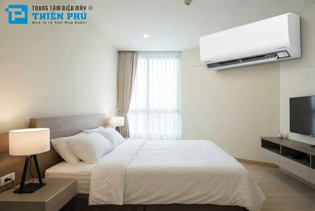 Phòng ngủ 30m2 có nên lắp điều hòa Daikin 18000btu FTKB50ZVMV không?